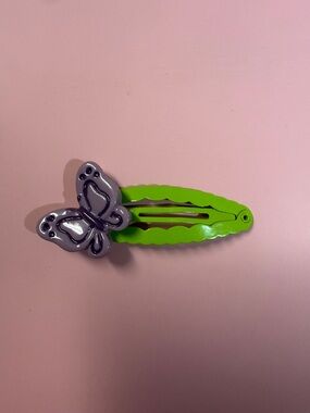🇯🇵 Bratz y2k vintage Green Snap Clips with Lavender Butterfly Accents